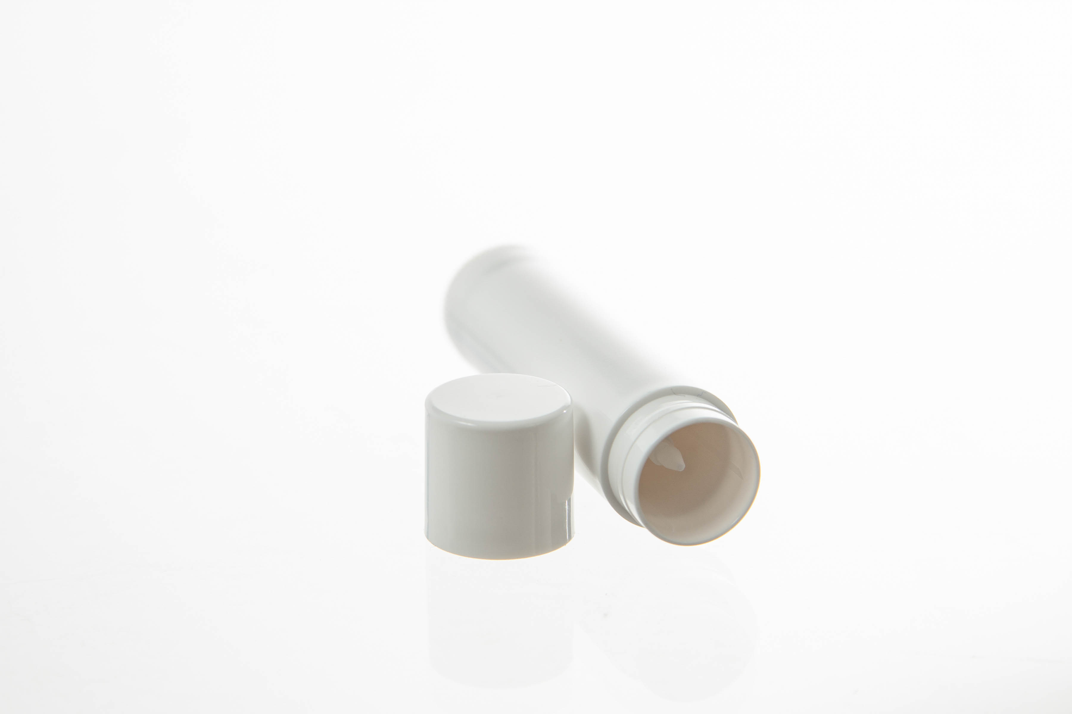 TUBE CHAPSTICK WITH CAP, 5 GM PCCA